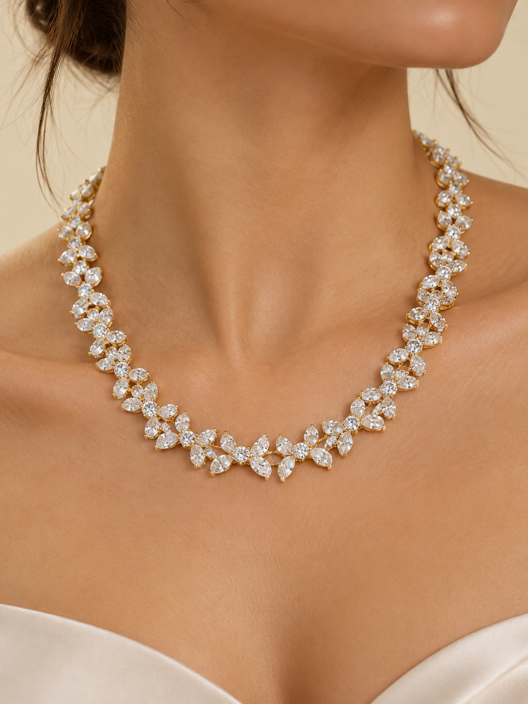 THE CHAPTER ONE - Yellow Gold Natural Diamond Floral Necklace