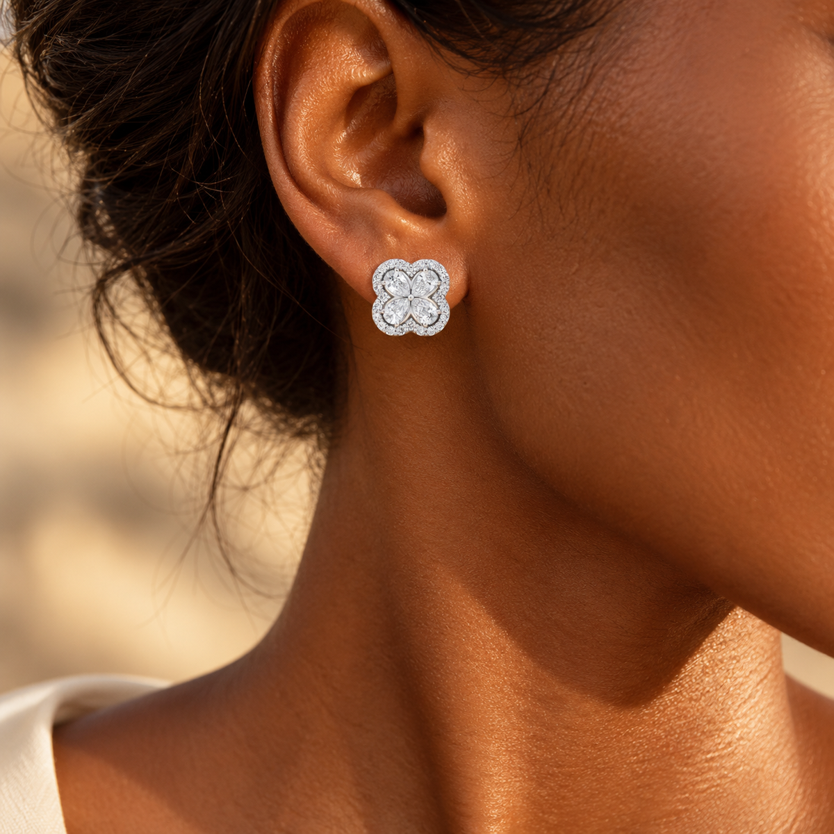 THE PLOT - Lab-Grown Diamond Floral Cluster Stud Earrings