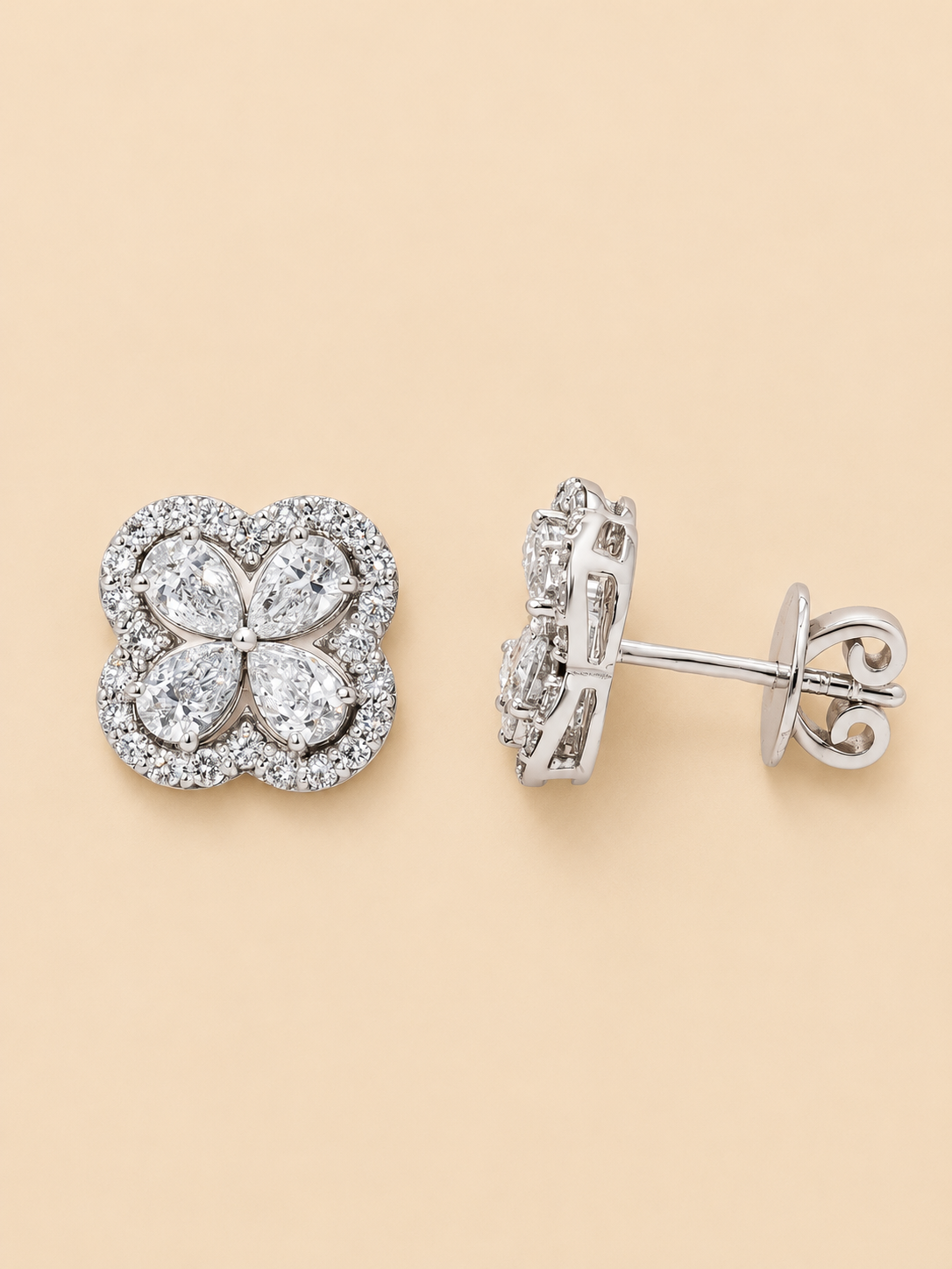 THE PLOT - Lab-Grown Diamond Floral Cluster Stud Earrings