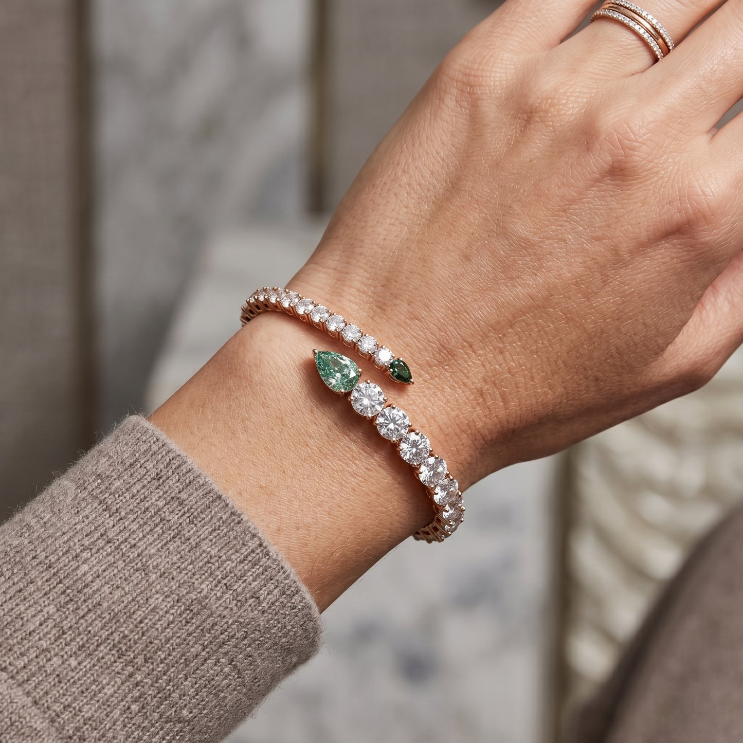 Lab-Grown Green & White Diamond Tennis Bracelet
