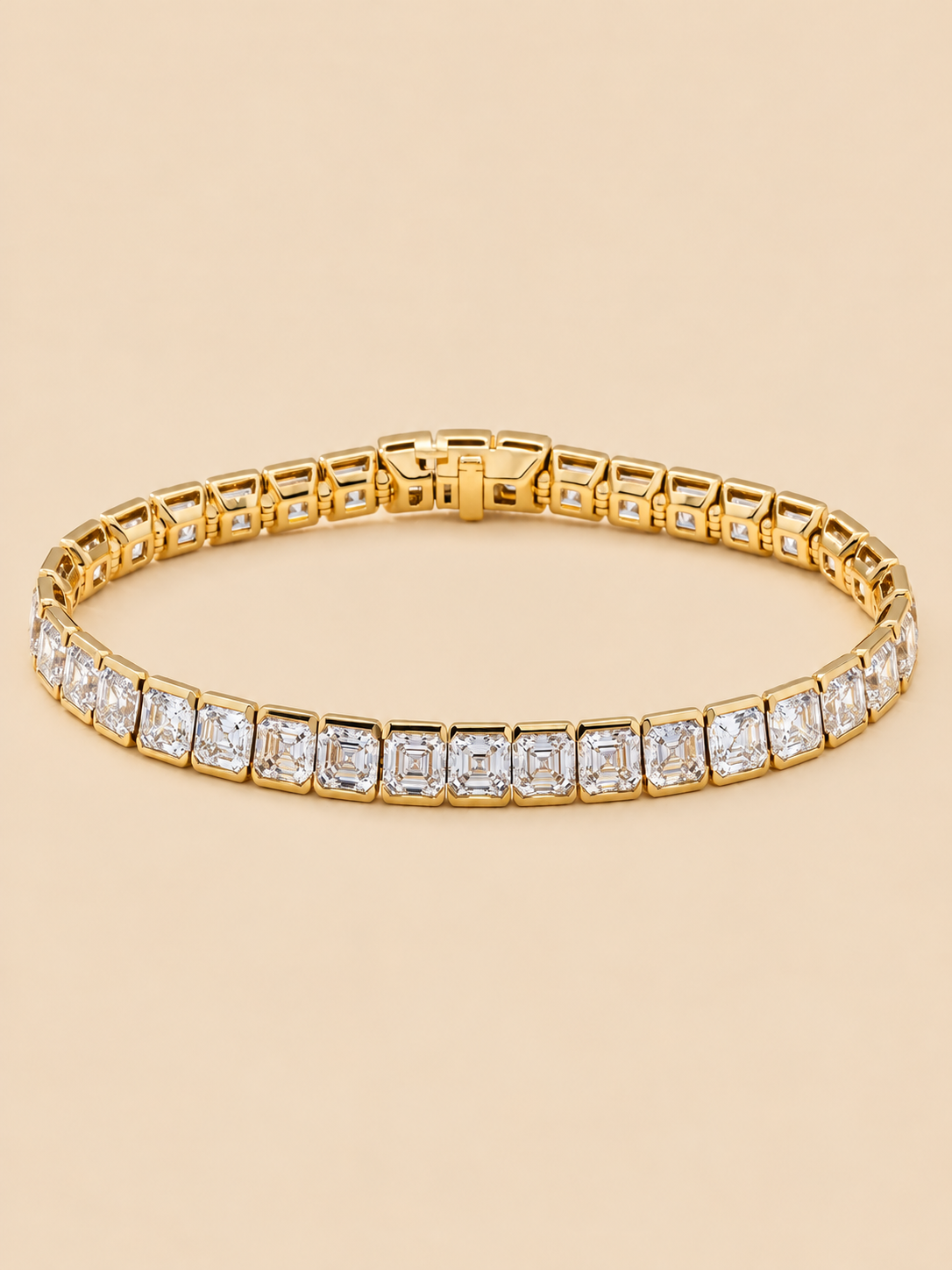 THE CHANCE - Yellow Gold Lab-Grown Asscher-Cut Diamond Tennis Bracelet