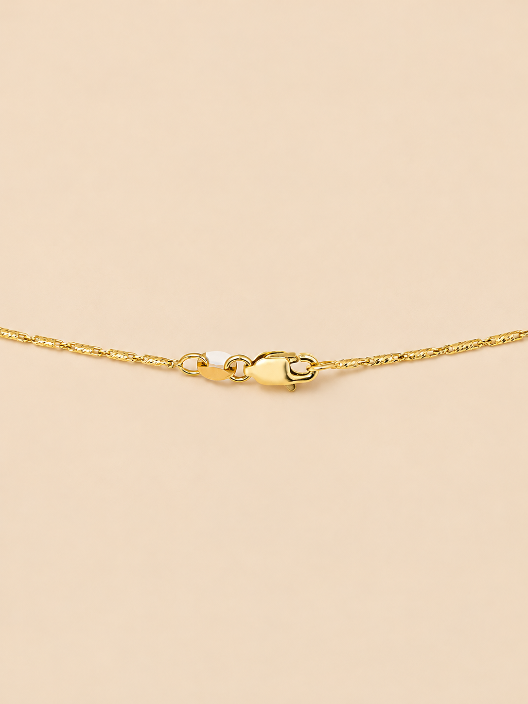 THE QUEEN - Yellow Gold Lab-Grown Mixed-Cut Diamond Pendant Necklace