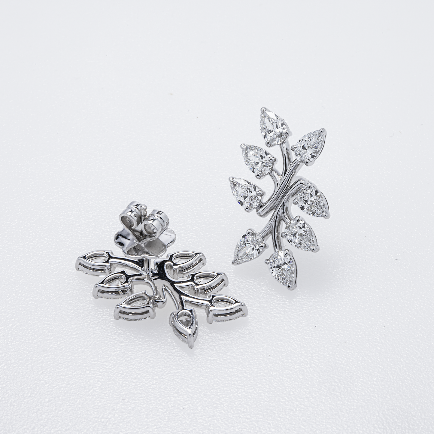 Lab Grown E–F VS1–VS2 Diamond Crawler Earrings – 2.69 CTW