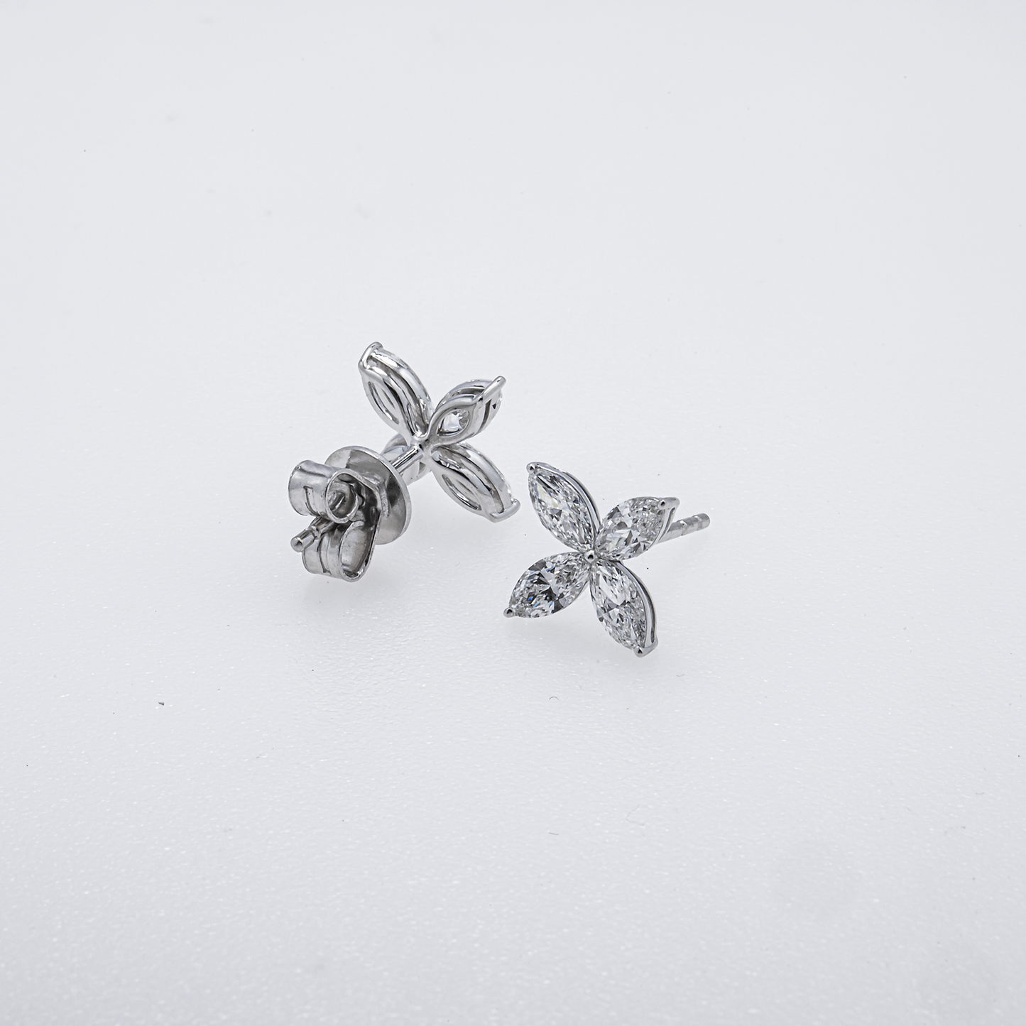 18K White Gold Lab-Grown Diamond Floral Stud Earrings – 1.14 CTW | E-F Color, VS1-VS2 Clarity
