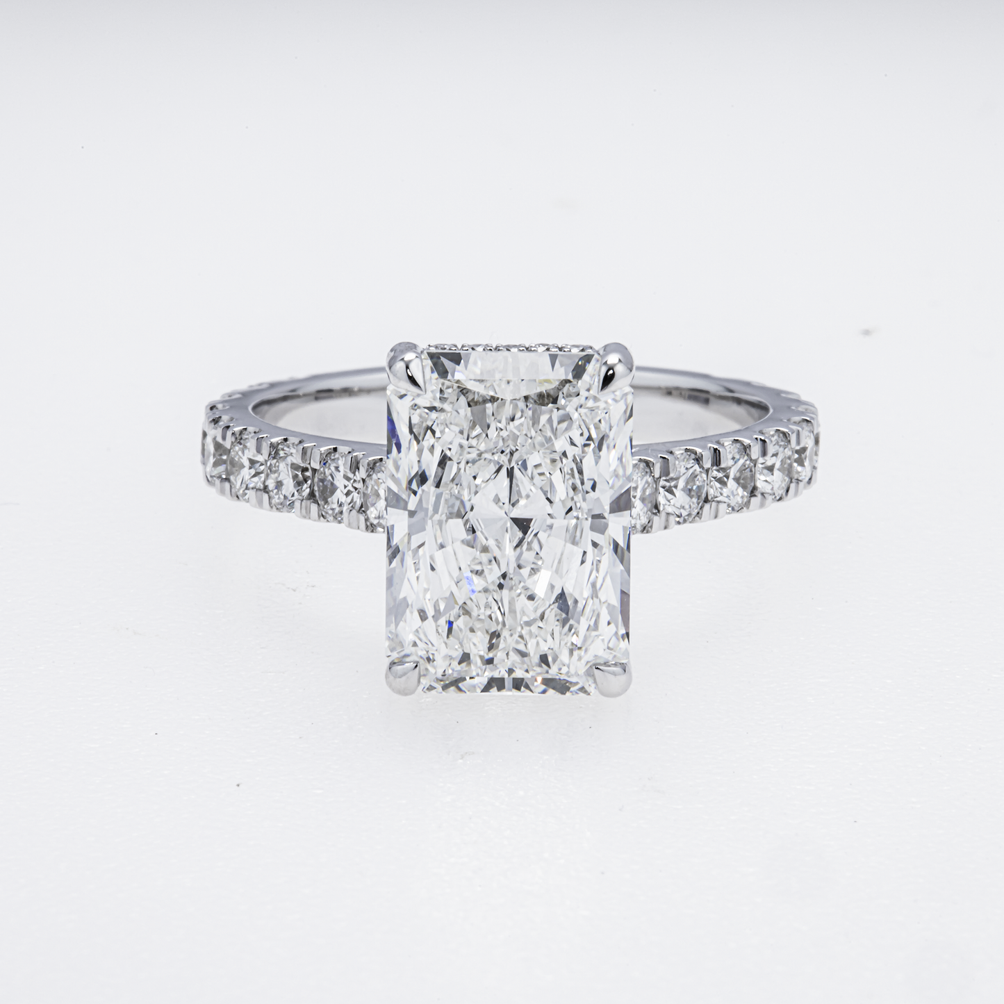 Lab-Grown Radiant Diamond Halo Ring – 5.14 CTW