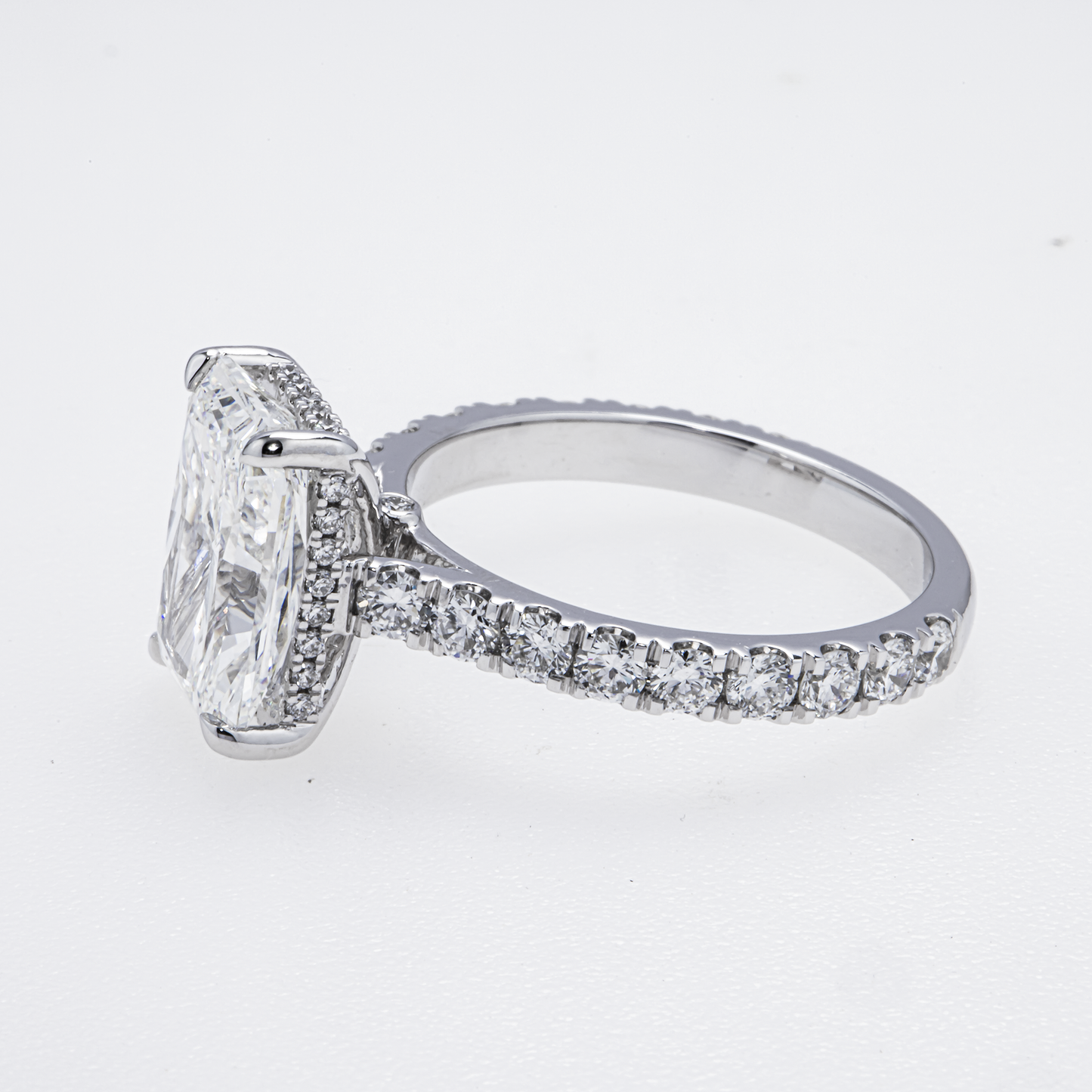 Lab-Grown Radiant Diamond Halo Ring – 5.14 CTW