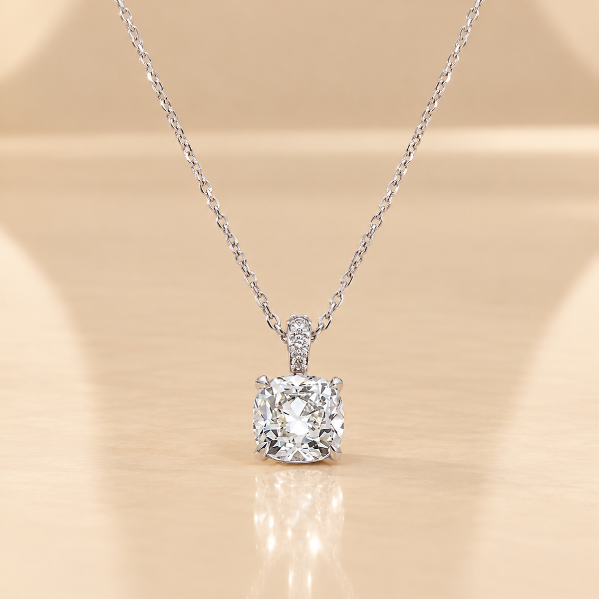THE LUMIÈRE – 14K White Gold Lab-Grown Cushion-Cut Diamond Pendant Necklace