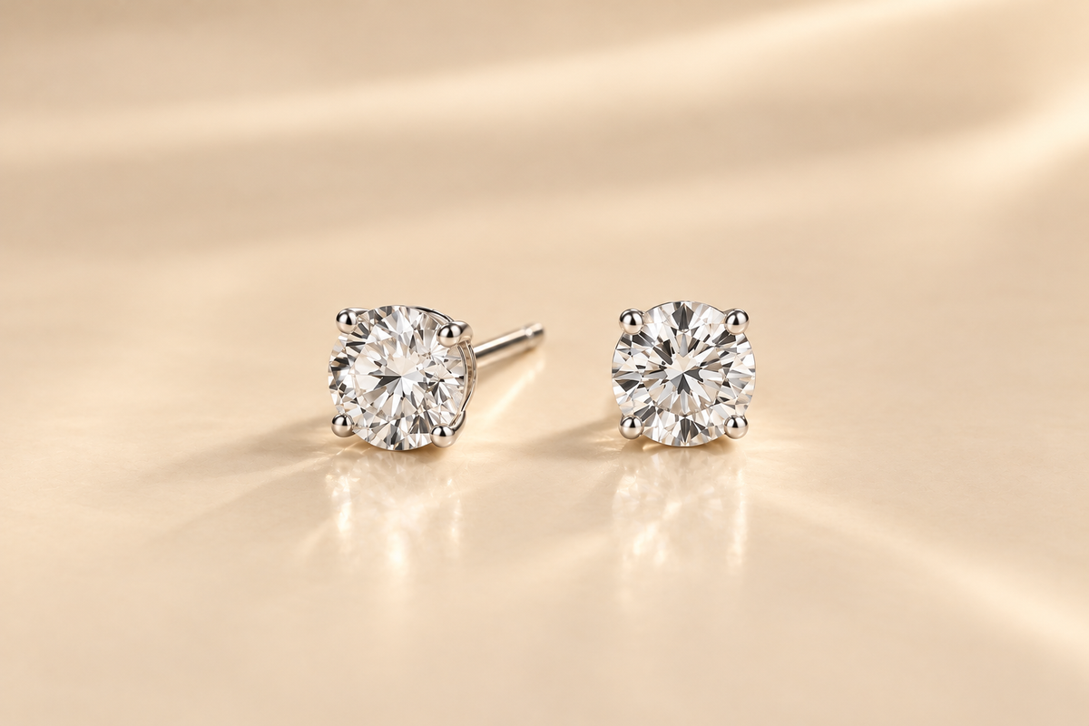 THE ESSENTIAL 0.96 CTW  – 14K White Gold Lab-Grown Round Diamond Stud Earrings