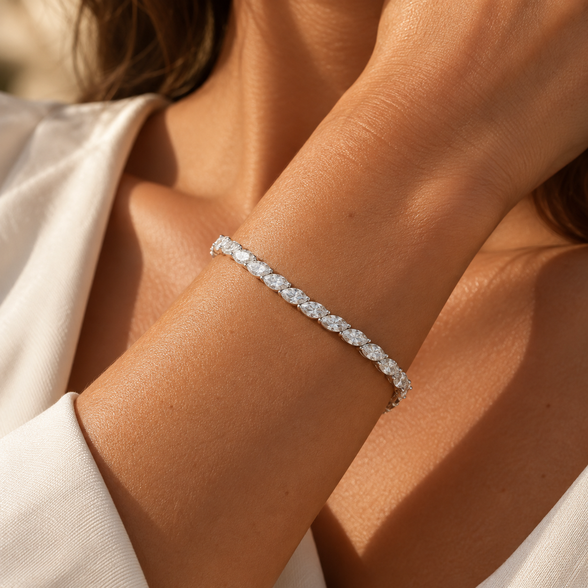 THE RISE - Yellow Gold Natural Marquise Diamond Tennis Bracelet