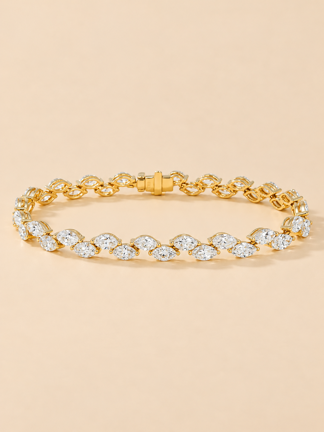 THE RISE - Yellow Gold Natural Marquise Diamond Tennis Bracelet