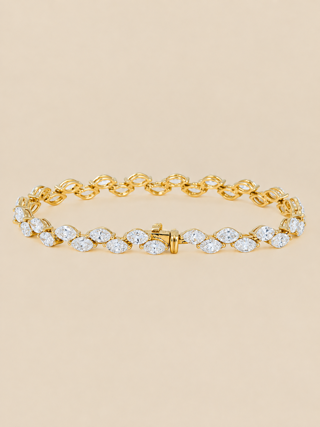 THE RISE - Yellow Gold Natural Marquise Diamond Tennis Bracelet