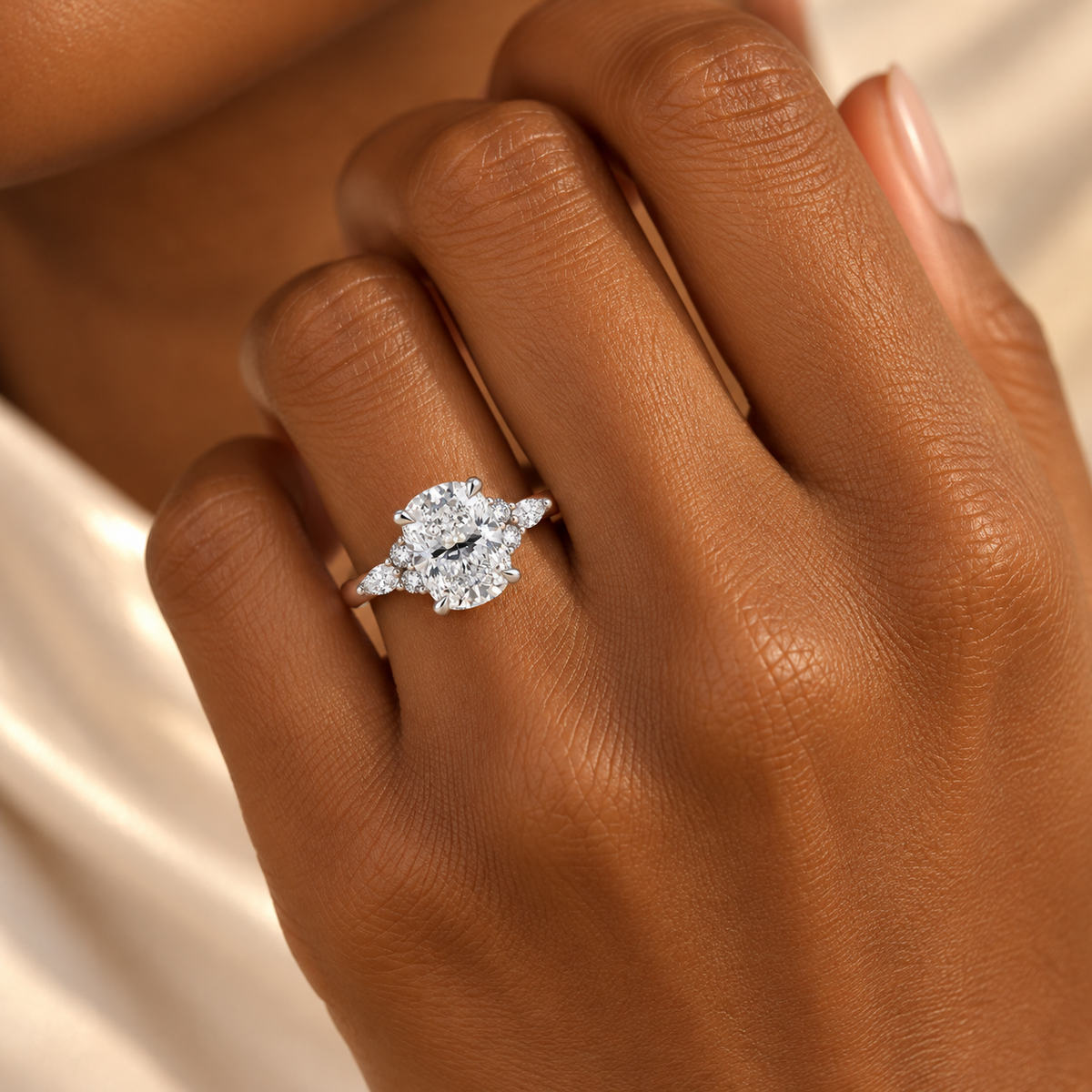 THE LOVE LETTER - Lab-Grown Oval Diamond Engagement Ring