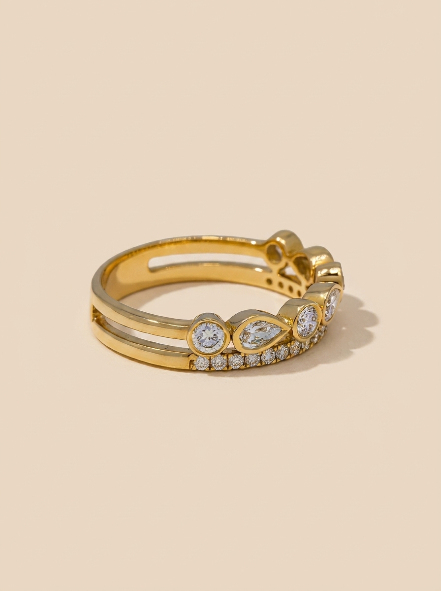 THE CIRCLE - Yellow Gold Lab-Grown Diamonds Multi-Shape Double Row Ring