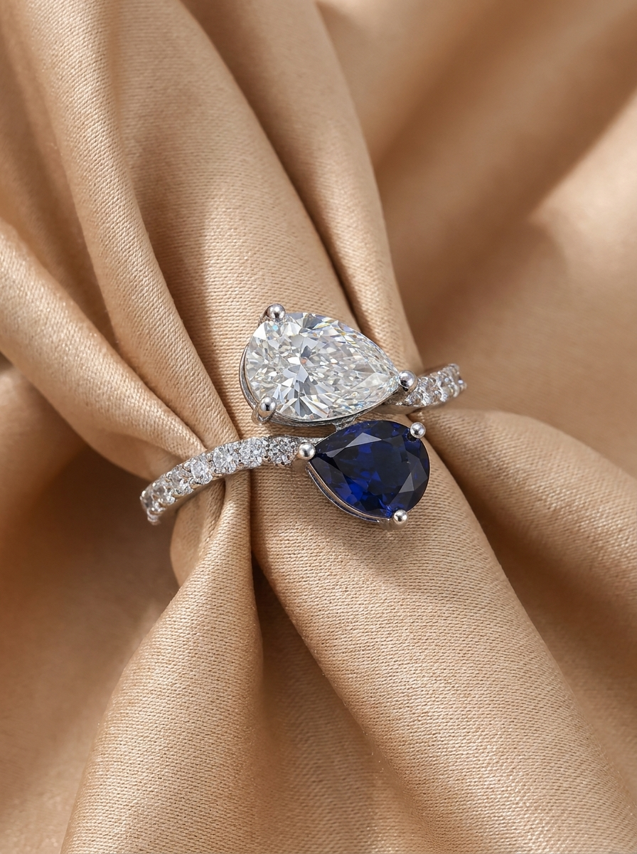 THE OCEAN - White Gold Lab Grown Diamonds and Blue Sapphire Toi et Moi Ring