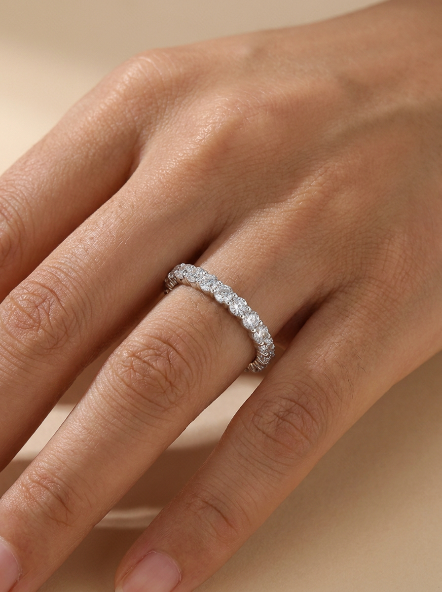 THE INFINITY – White Gold Lab-Grown Diamond Eternity Band