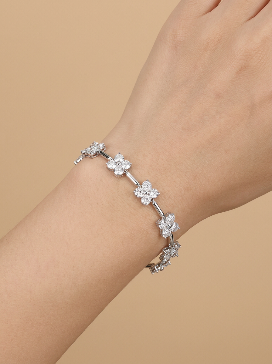 THE FLORET – White Gold Lab-Grown Diamond Floral Tennis Bracelet