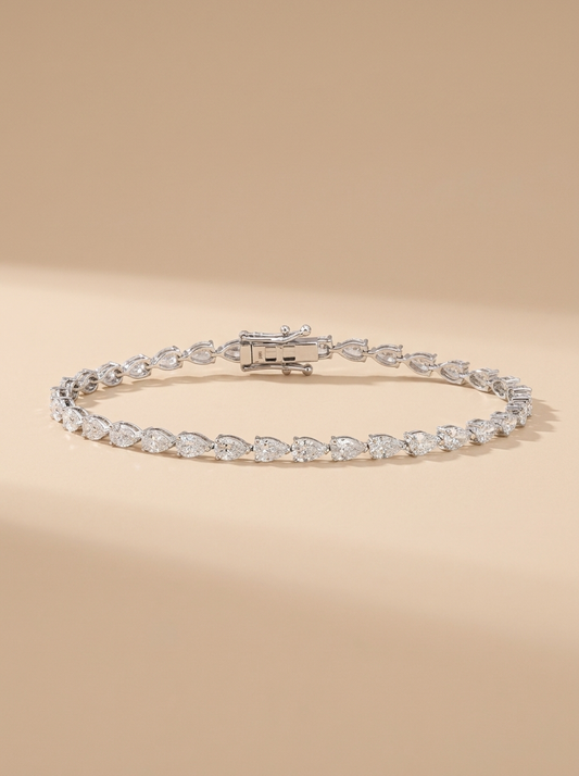 THE GRACE – White Gold Lab-Grown Pear Diamond Tennis Bracelet