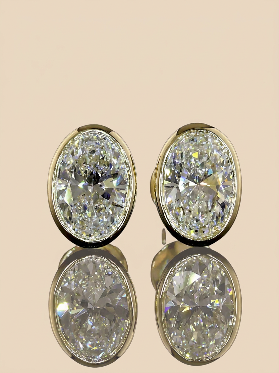 Lab-Grown Oval Diamond Studs Earrings in 14K Yellow Gold