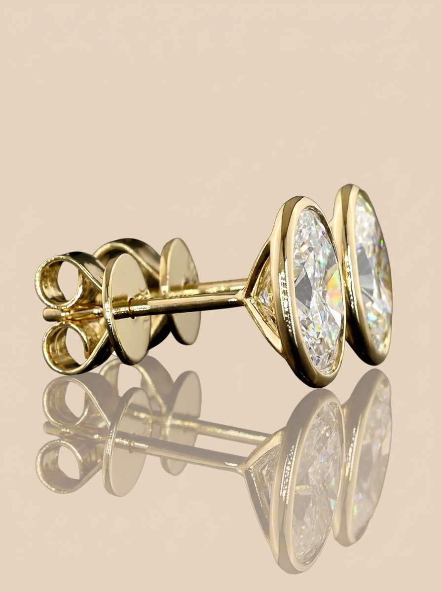 Lab-Grown Oval Diamond Studs Earrings in 14K Yellow Gold
